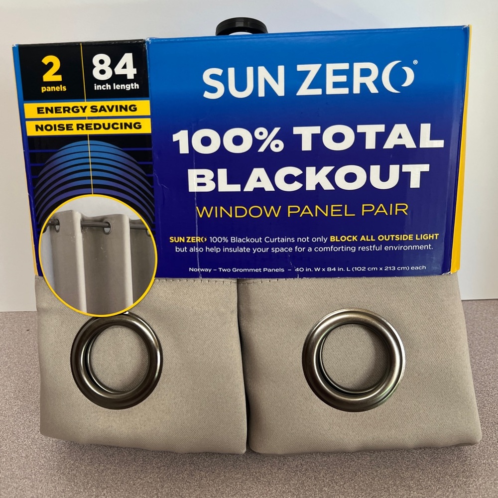 Sun Zero Total Blackout Window Panel Pair, 40 in wide x 84 in long. NWT